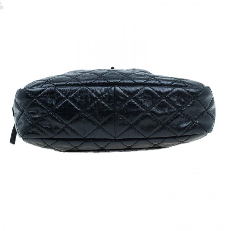 Pre Owned Chanel Black Quilted Crackled Leather Medium Reissue Camera Bag