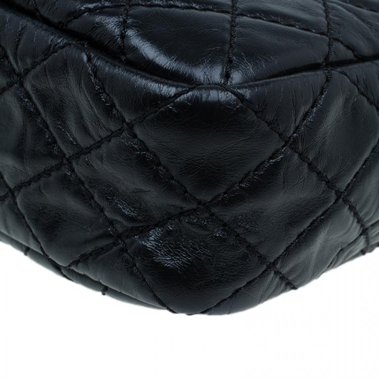 Pre Owned Chanel Black Quilted Crackled Leather Medium Reissue Camera Bag