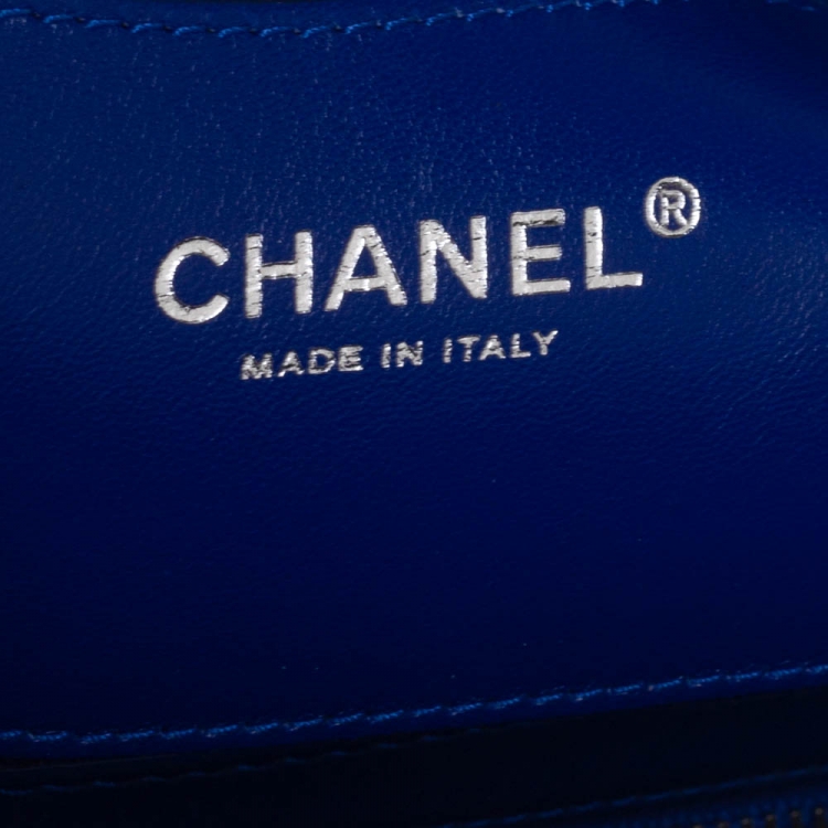 Pre Owned Chanel Blue Quilted Patent Medium Just Mademoiselle Bowling Bag