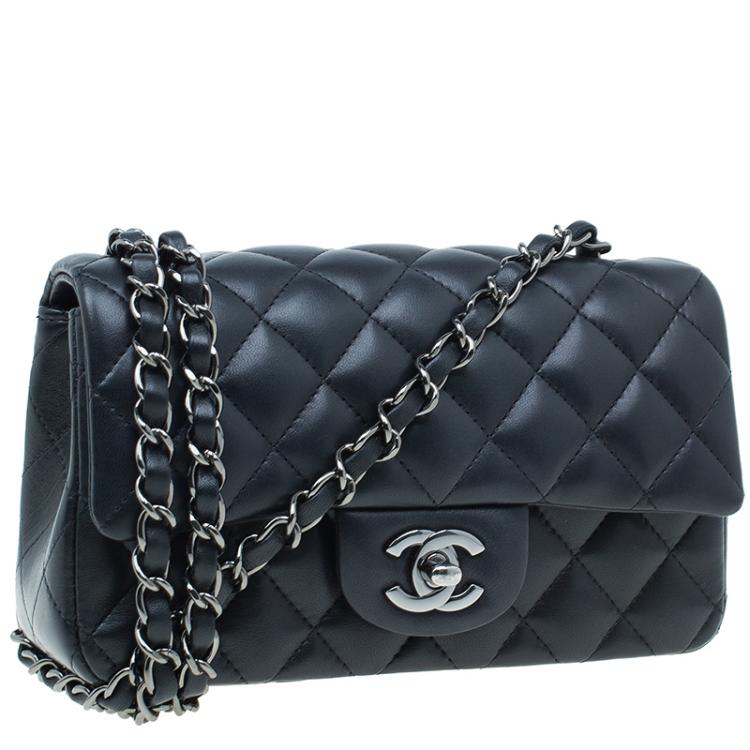 Pre Owned Chanel Black Quilted Leather New Mini Classic Single Flap Bag