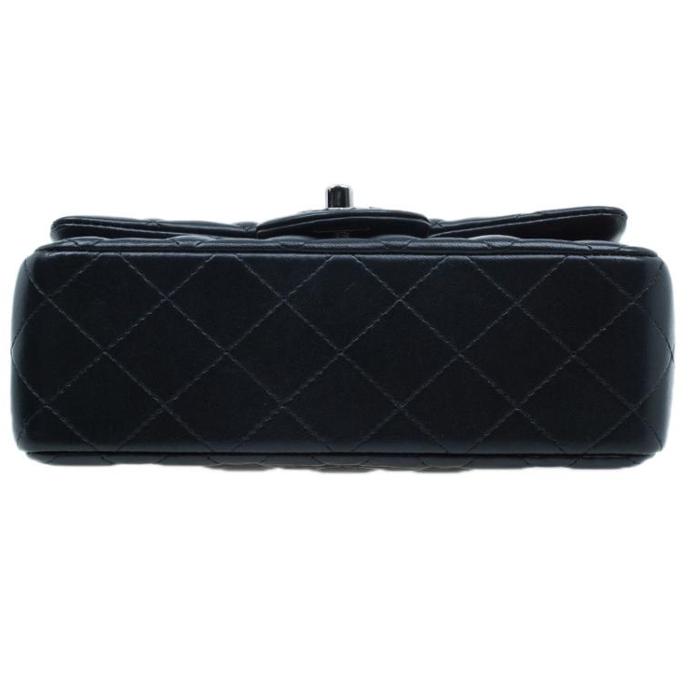 Pre Owned Chanel Black Quilted Leather New Mini Classic Single Flap Bag