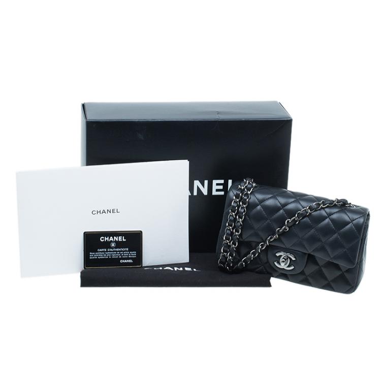 Pre Owned Chanel Black Quilted Leather New Mini Classic Single Flap Bag