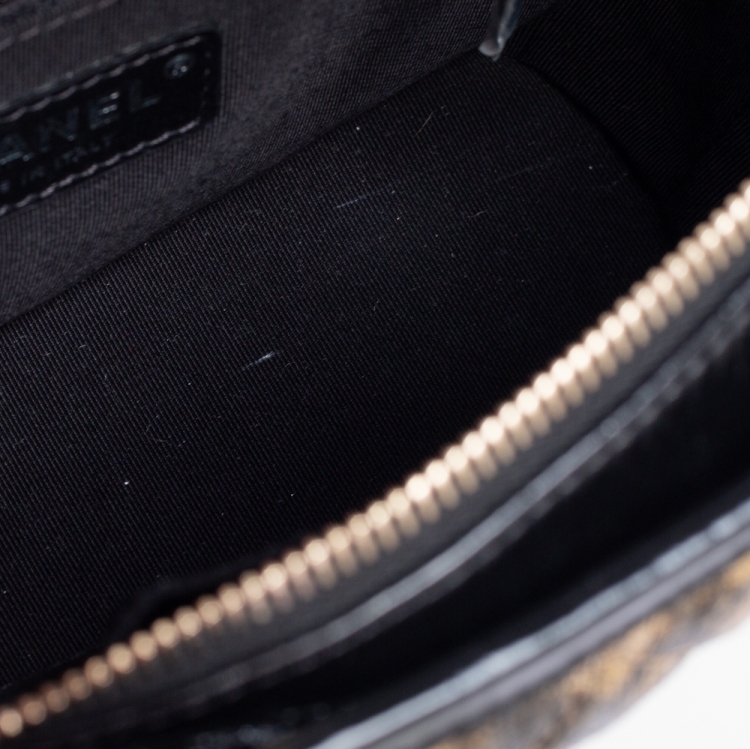 Pre Owned Chanel Black/Gold Quilted Leather Small Gabrielle Hobo