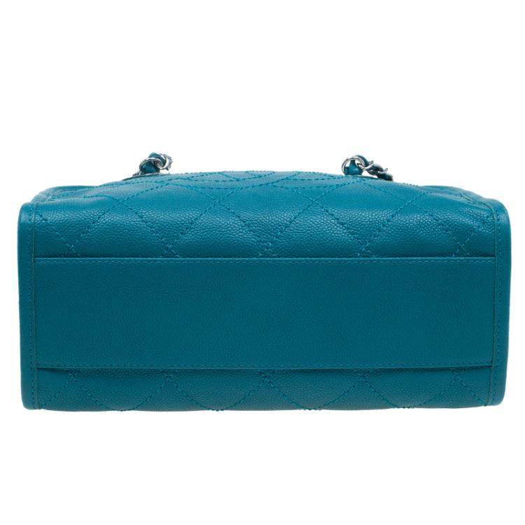 Pre Owned Chanel Blue Quilted Caviar Stitch Deauville Bowling Bag