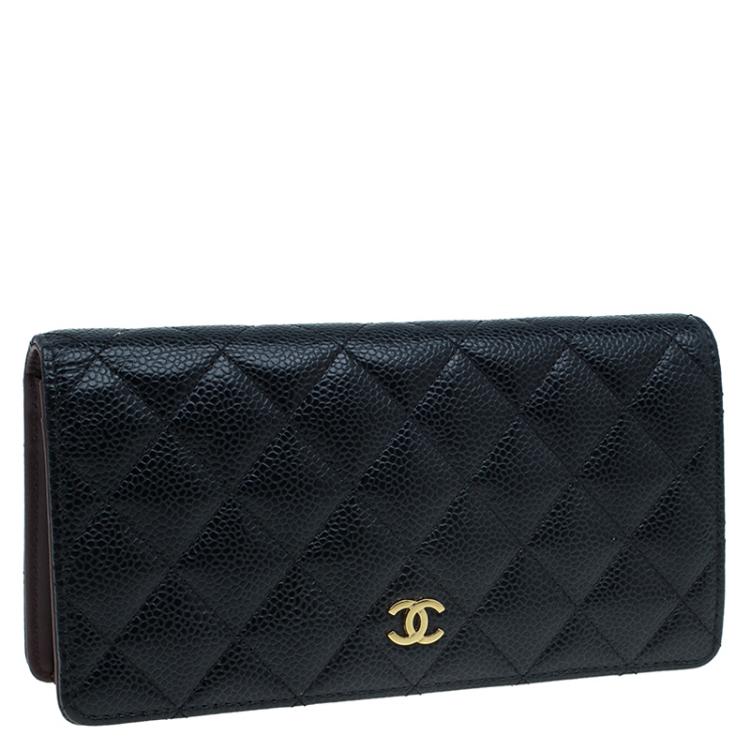 Pre Owned Chanel Black Quilted Caviar Bi-Fold Wallet