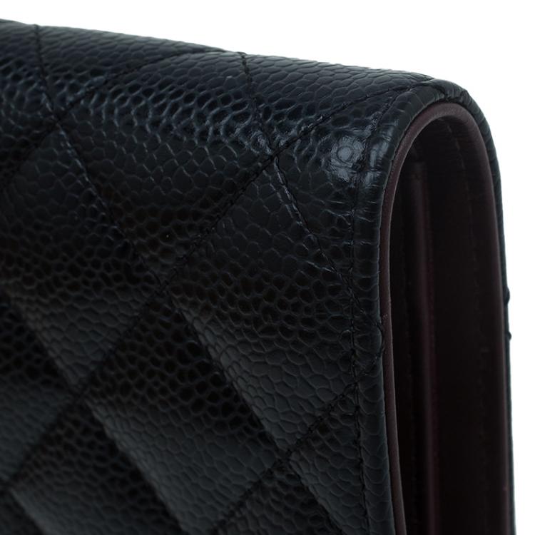 Pre Owned Chanel Black Quilted Caviar Bi-Fold Wallet