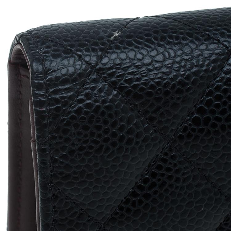 Pre Owned Chanel Black Quilted Caviar Bi-Fold Wallet