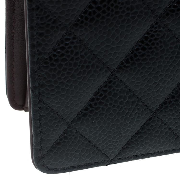 Pre Owned Chanel Black Quilted Caviar Bi-Fold Wallet