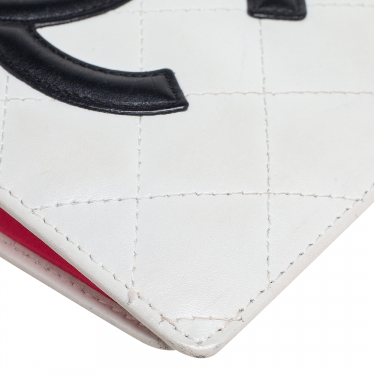 Pre Owned Chanel White Quilted Leather Cambon Ligne Bifold Wallet