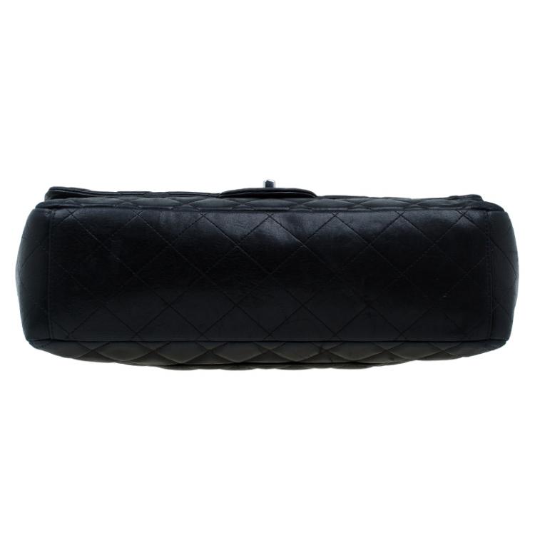 Pre Owned Chanel Black Quilted Leather Maxi Classic Single Flap Bag
