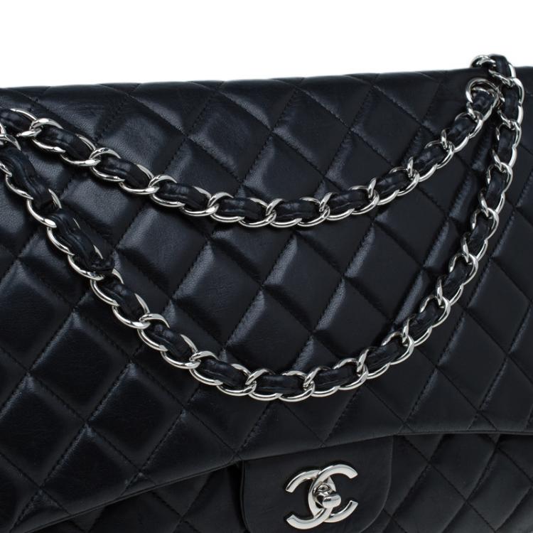 Pre Owned Chanel Black Quilted Leather Maxi Classic Single Flap Bag