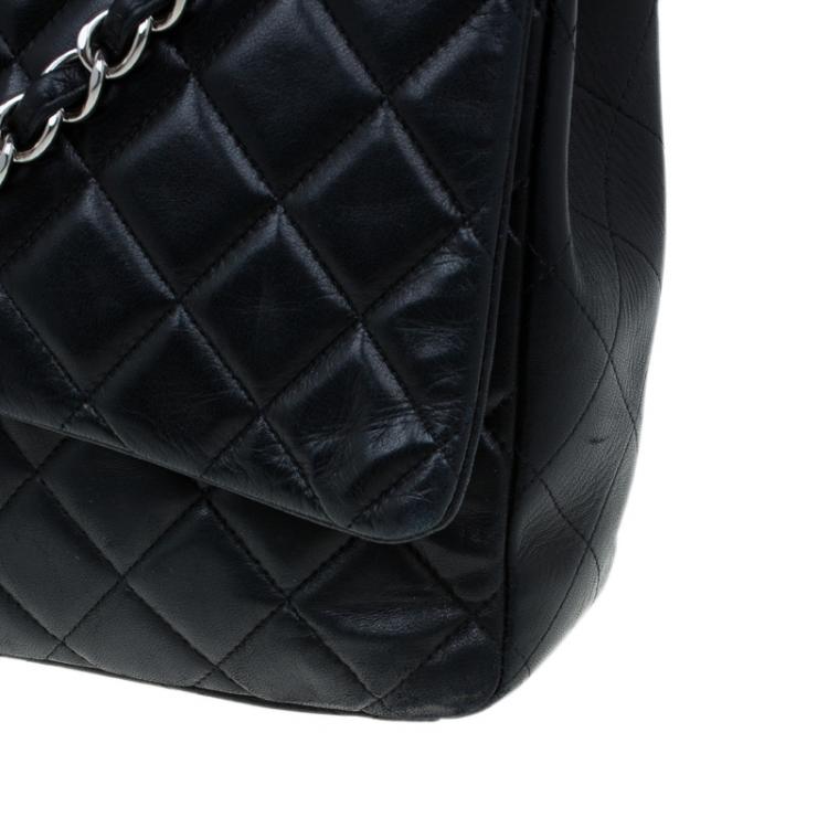 Pre Owned Chanel Black Quilted Leather Maxi Classic Single Flap Bag