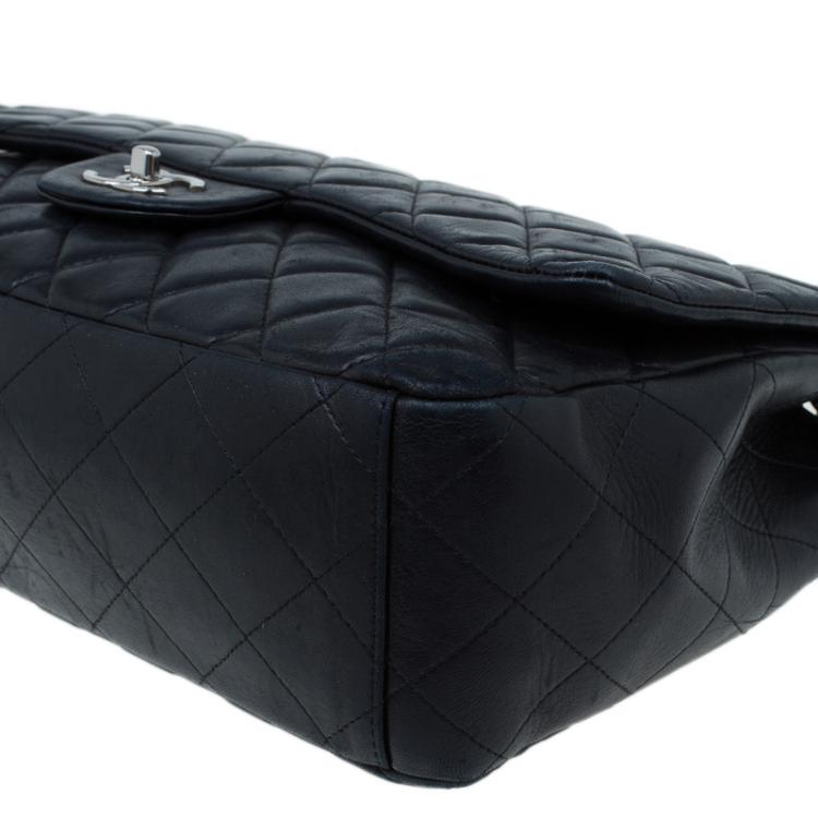 Pre Owned Chanel Black Quilted Leather Maxi Classic Single Flap Bag