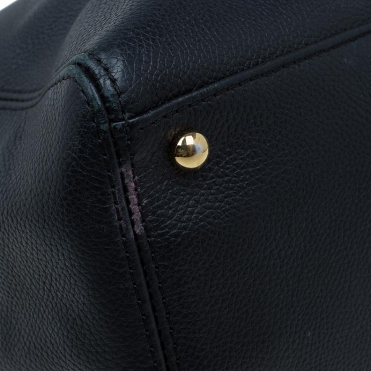 Pre Owned Chanel Black Caviar Leather Cerf Shopper Tote