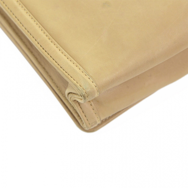 Pre Owned Chanel Beige Lambskin CC Flap Clutch