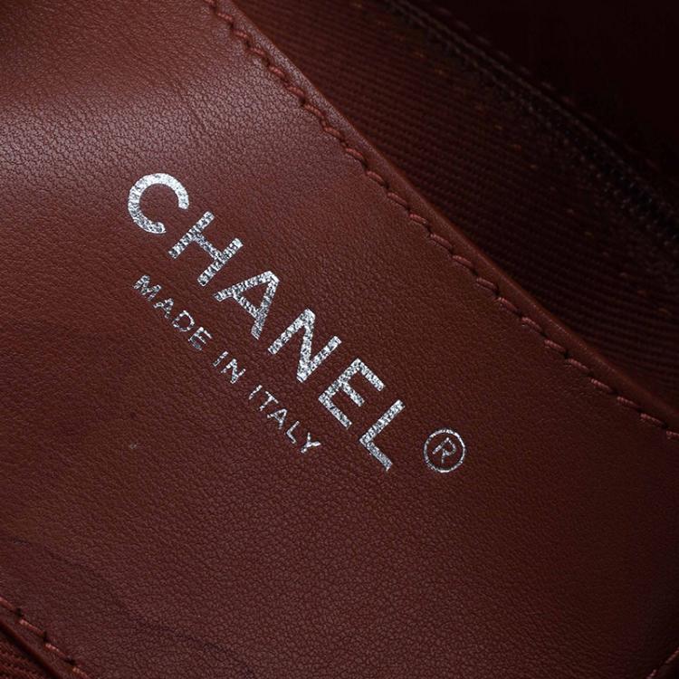 Pre Owned Chanel Brown Quilted Patent Medium Just Mademoiselle Bowling Bag