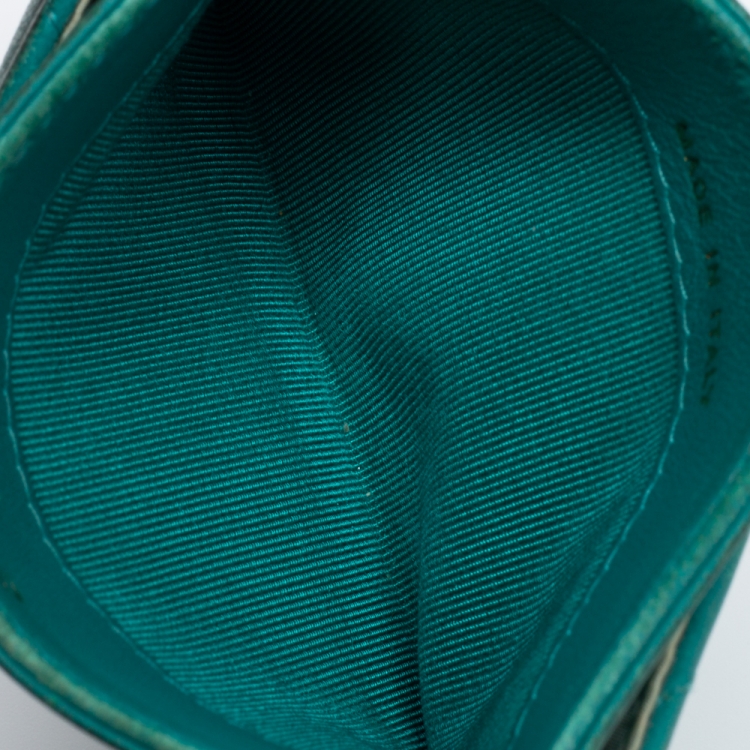 مملوكة مسبقًا Chanel Teal Chevron Leather CC Card Holder