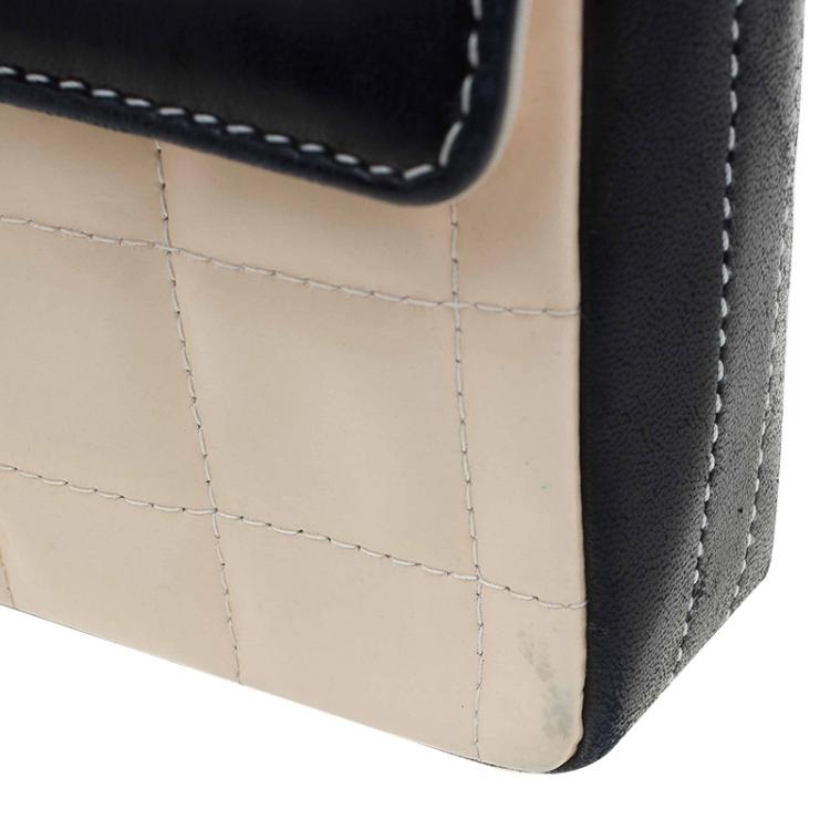 Pre Owned Chanel Beige/Black Bar Quilted Patent East West Flap Bag