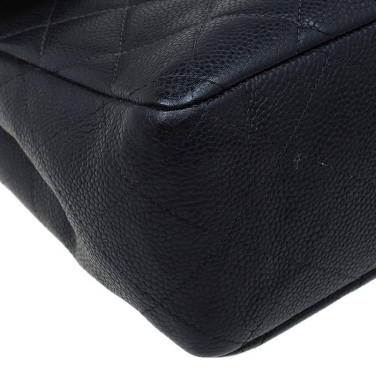 Pre Owned Chanel Black Quilted Caviar Leather Jumbo Classic Single Flap Bag