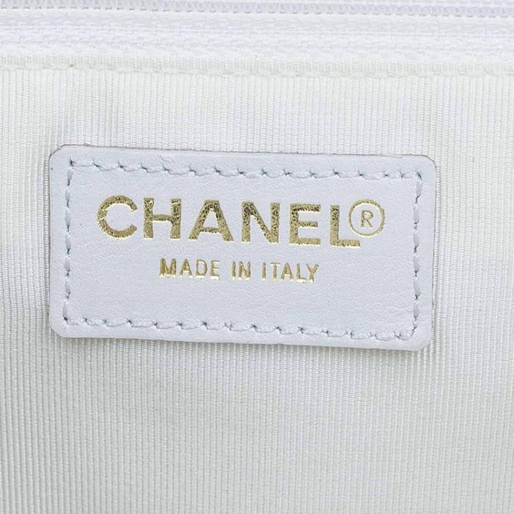 Pre Owned Chanel White/Black Chocolate Bar Leather Reissue Shoulder Bag