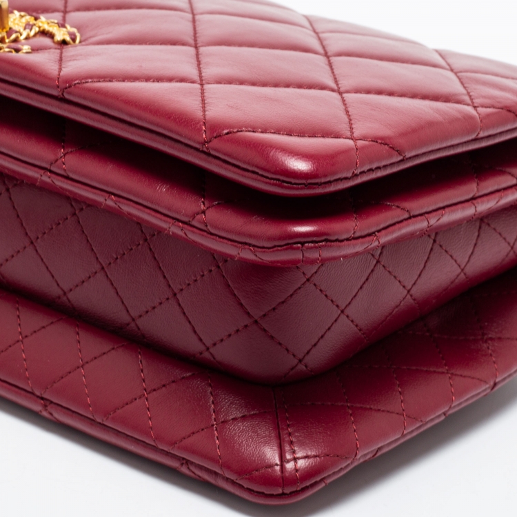Pre Owned Chanel Burgundy Quilted Lambskin Leather Flap Bag