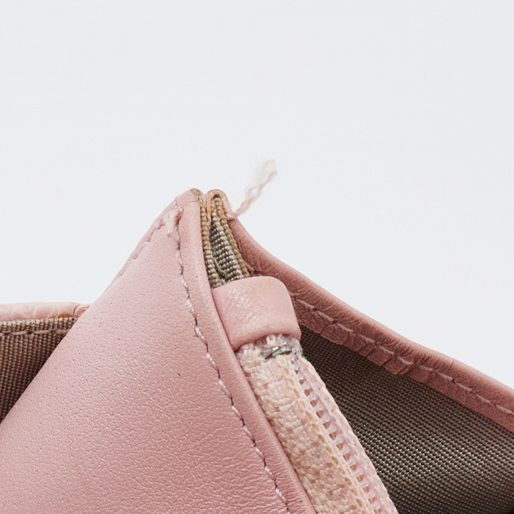 Pre Owned Chanel Pink Caviar Leather Timeless CC WOC Clutch Bag