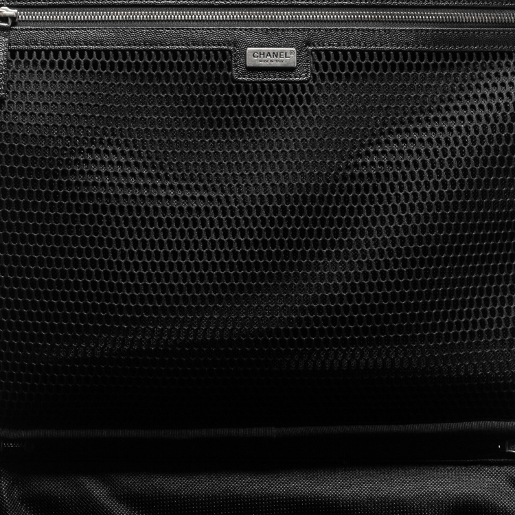 Pre Owned Chanel Black Quilted Caviar Leather Coco Case Trolley