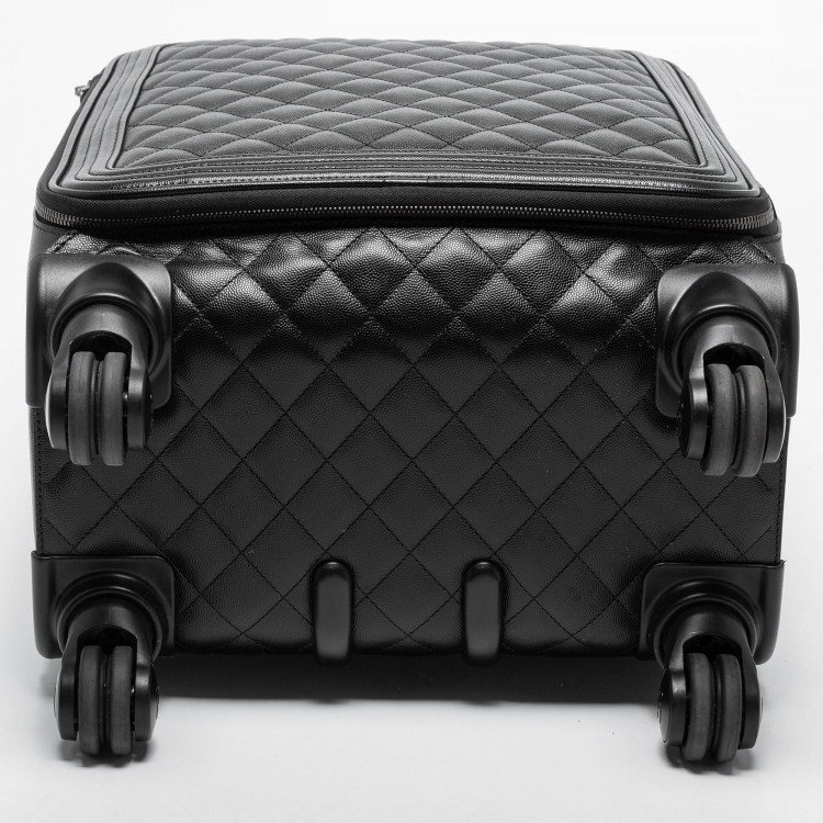 Pre Owned Chanel Black Quilted Caviar Leather Coco Case Trolley