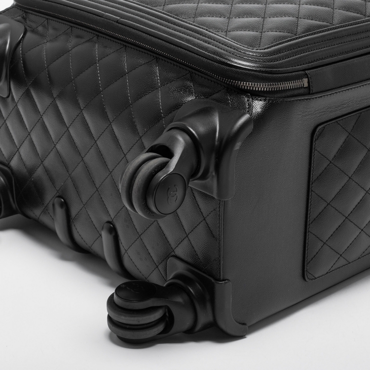 Pre Owned Chanel Black Quilted Caviar Leather Coco Case Trolley