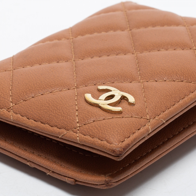 Pre Owned Chanel Brown Quilted Leather CC Bifold Card Case