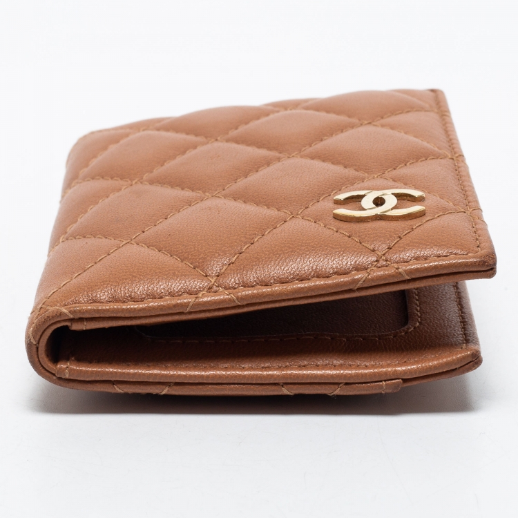 Pre Owned Chanel Brown Quilted Leather CC Bifold Card Case