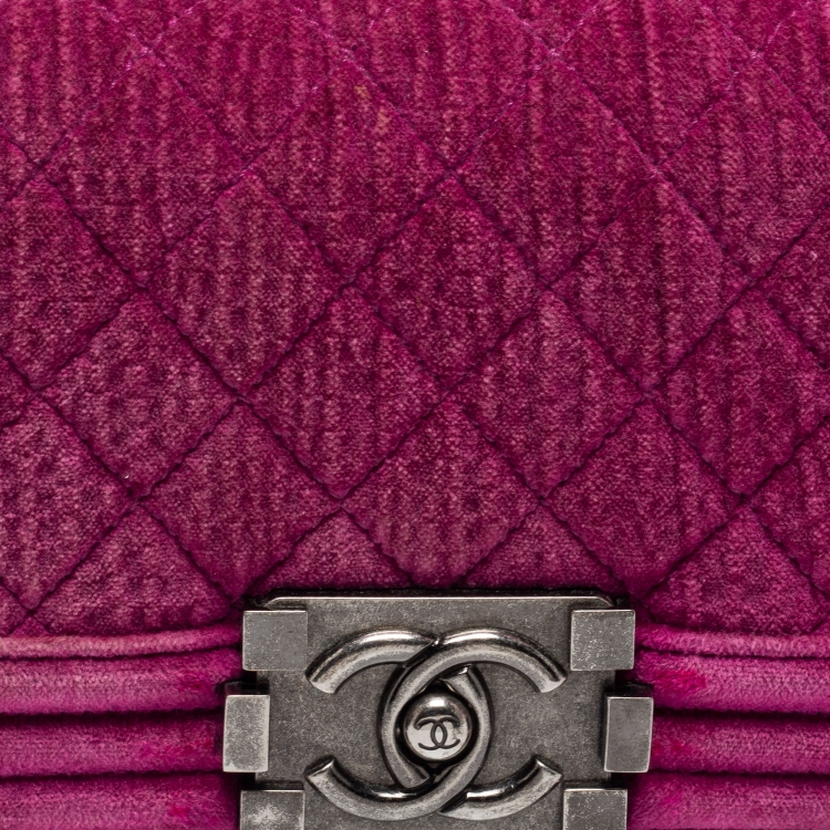 Pre Owned Chanel Pink Quilted Velvet Small Boy Flap Bag