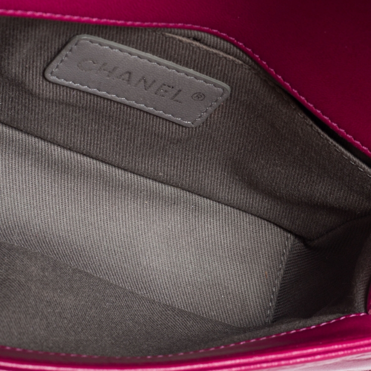 Pre Owned Chanel Pink Quilted Velvet Small Boy Flap Bag