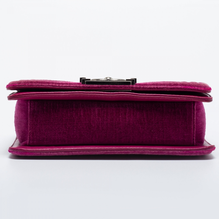Pre Owned Chanel Pink Quilted Velvet Small Boy Flap Bag