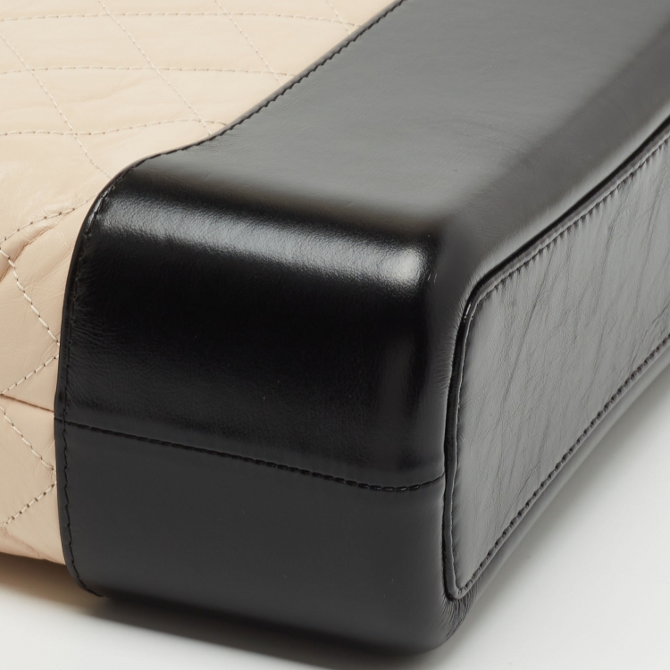 Pre Owned Chanel Black/Beige Quilted Leather Gabrielle Hobo 