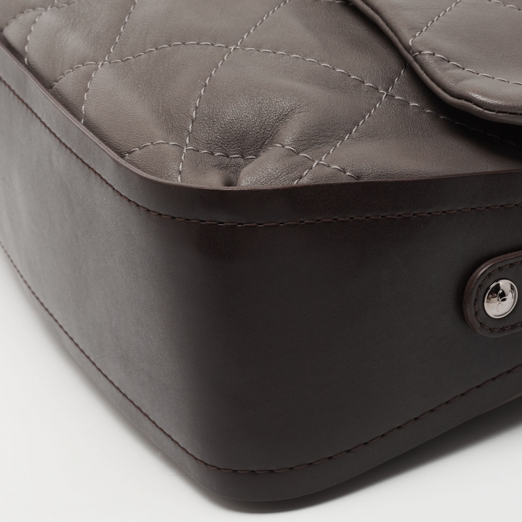 مملوكة مسبقًا Chanel Grey Quilted Leather Country Chic Crossbody Flap Bag