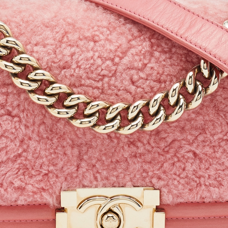 Pre Owned Chanel Rose Pink Leather and Shearling Small Boy Bag
