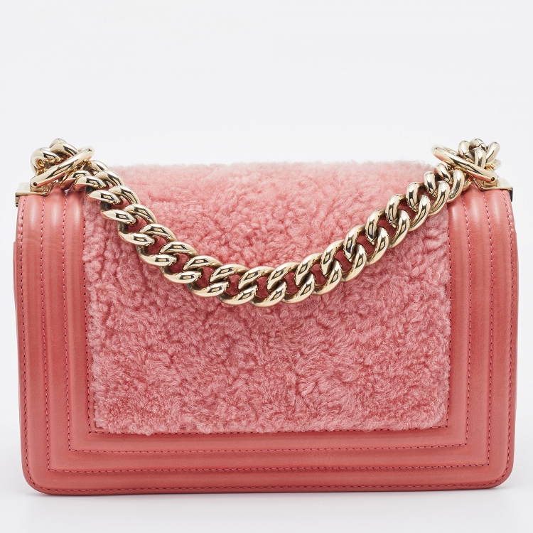 Pre Owned Chanel Rose Pink Leather and Shearling Small Boy Bag