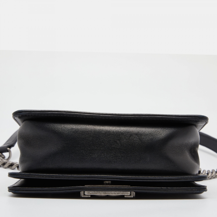 Pre Owned Chanel Black Leather Small Chainmail Boy Flap Bag