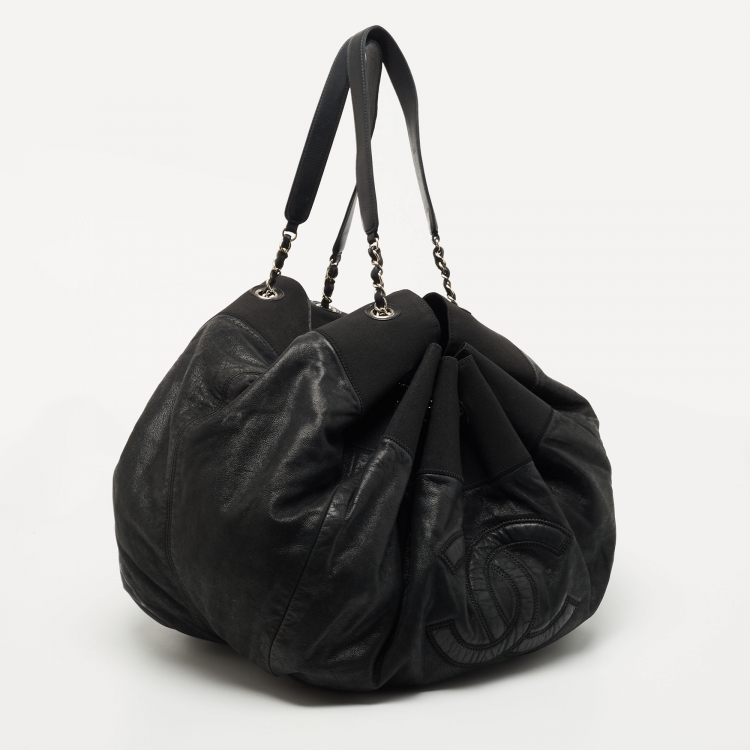 Pre Owned Chanel Black Iridescent Leather and Fabric CC Coco Cabas Hobo