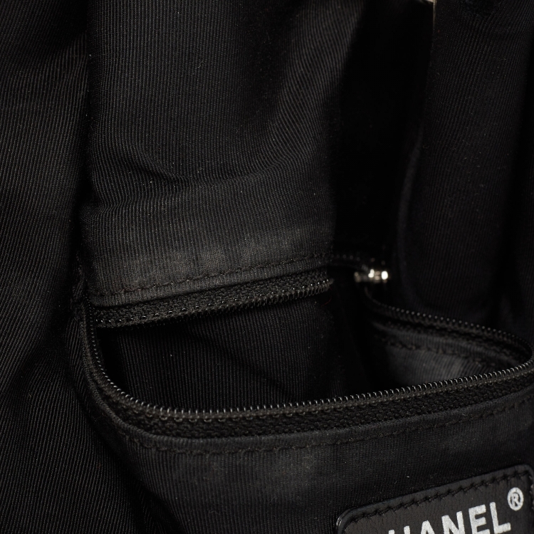 Pre Owned Chanel Black Iridescent Leather and Fabric CC Coco Cabas Hobo