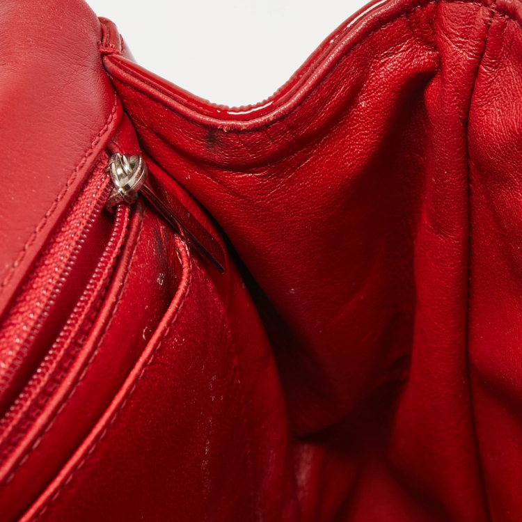 Pre Owned Chanel Red Chevron Patent Leather Maxi Classic Single Flap Bag