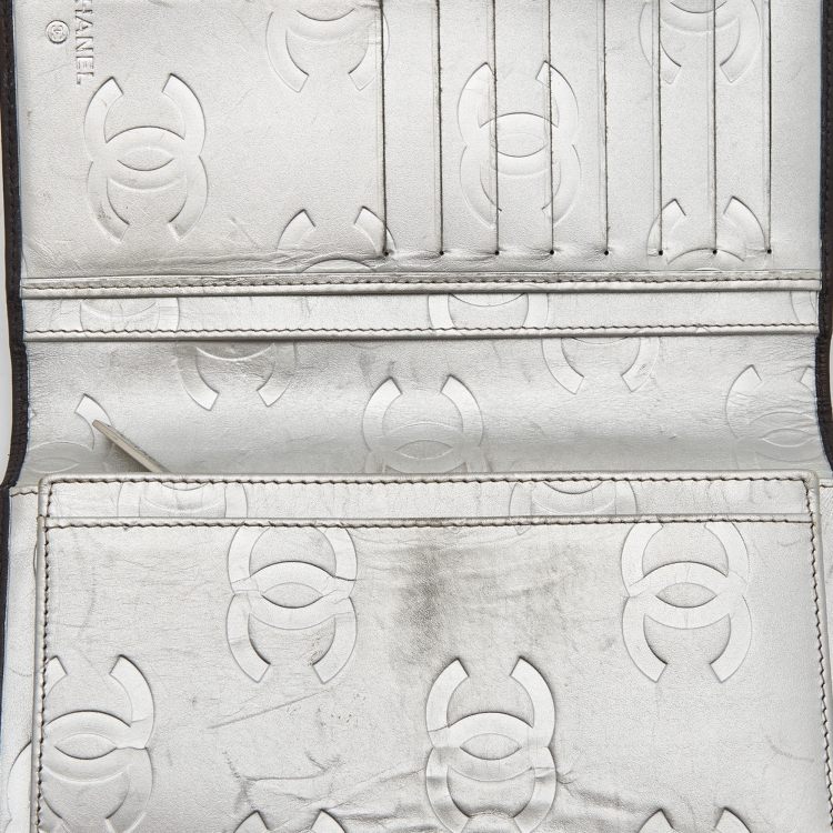 Pre Owned Chanel Black/White Quilted Leather Cambon Ligne Yen Long Wallet