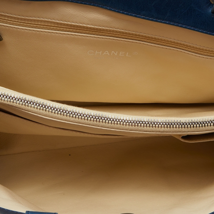 Pre Owned  Chanel Blue Quilted Glazed Leather Large Convertible Boy Bag