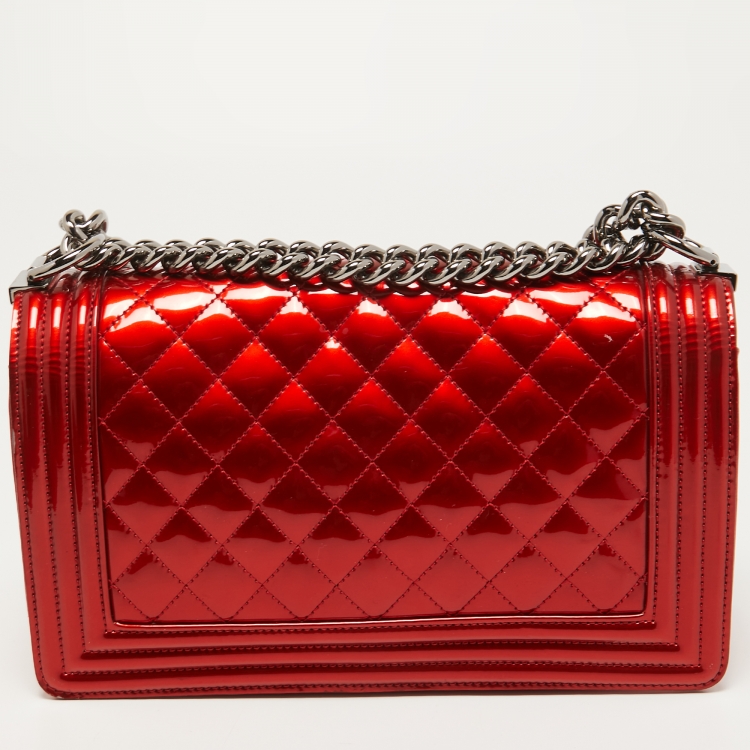 Pre Owned Chanel Red Quilted Patent Leather Medium Boy Bag