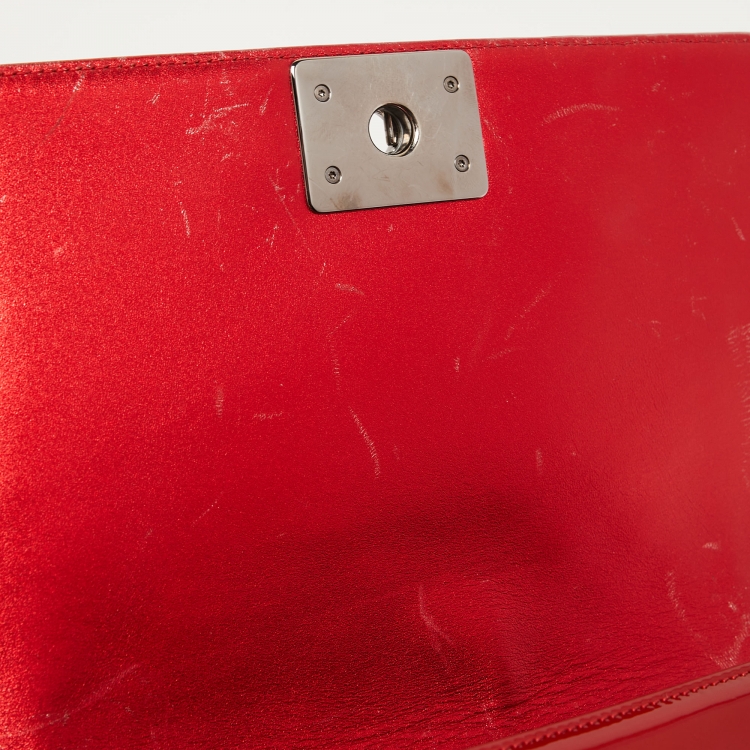 Pre Owned Chanel Red Quilted Patent Leather Medium Boy Bag