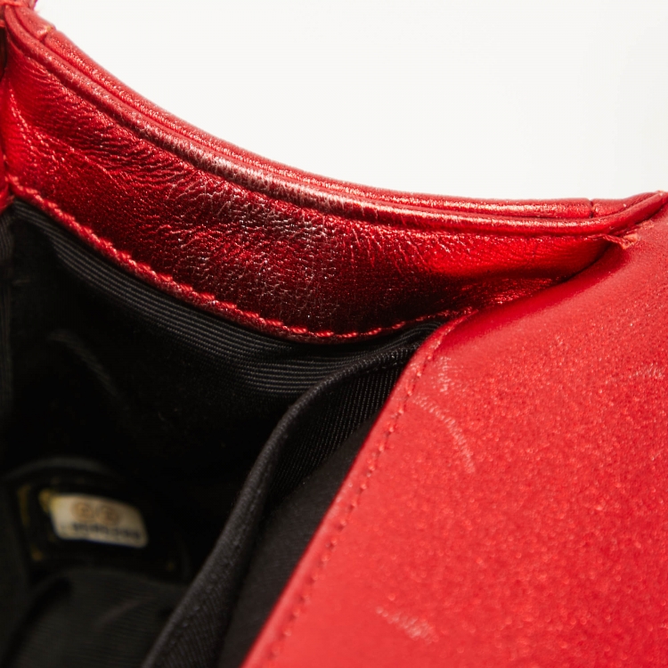 Pre Owned Chanel Red Quilted Patent Leather Medium Boy Bag