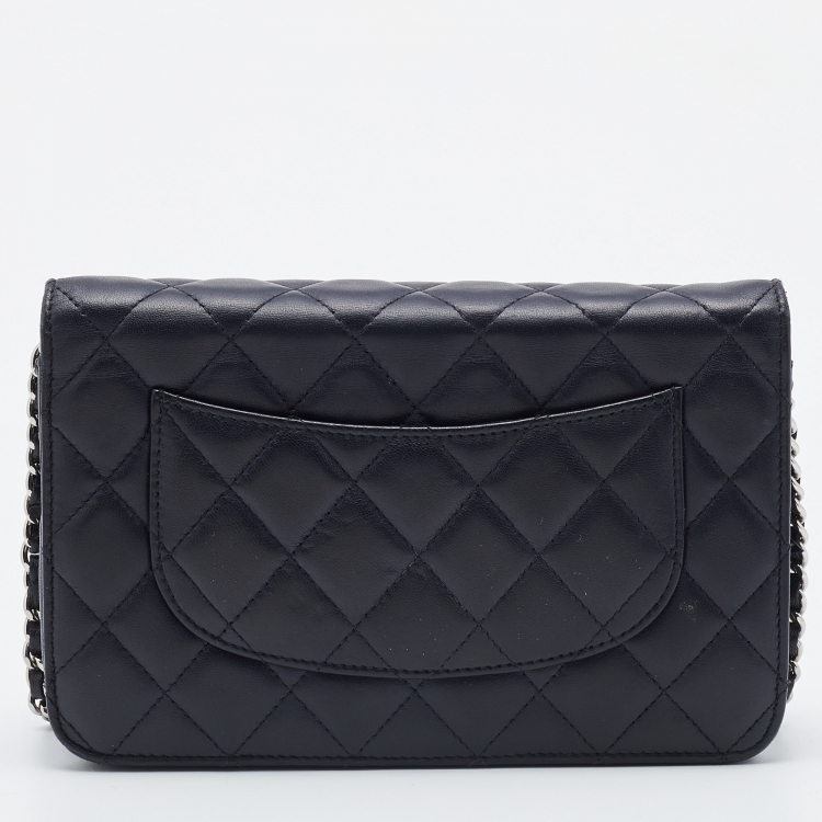 Pre Owned Chanel Black Quilted Leather Classic Wallet on Chain