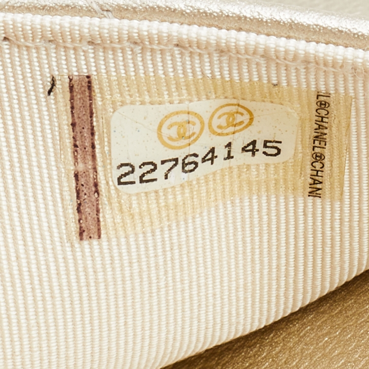 Pre Owned Chanel Gold Quilted Caviar Leather Classic Wallet on Chain