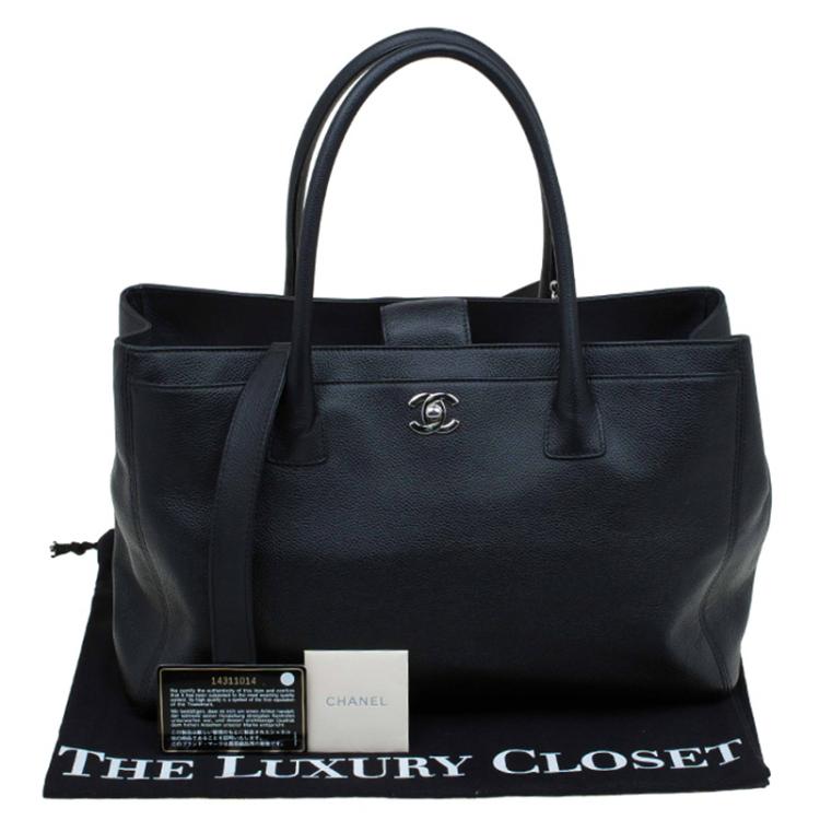 Pre Owned Chanel Black Leather Cerf Shopper Tote